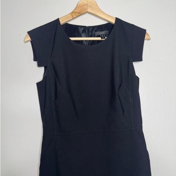 J.Crew Resume Dress in Italian Wool Blend Black 4P Professional Classic - Picture 3 of 7